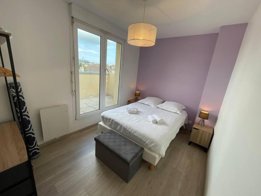 Persea Yourhosthelper Ouistreham Dış mekan fotoğraf